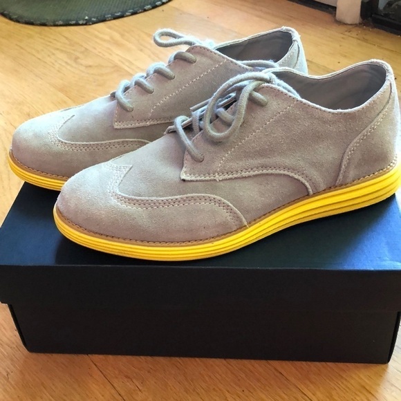 Cole Haan Grand Oxford Shoes size 3 1/2 main image 5